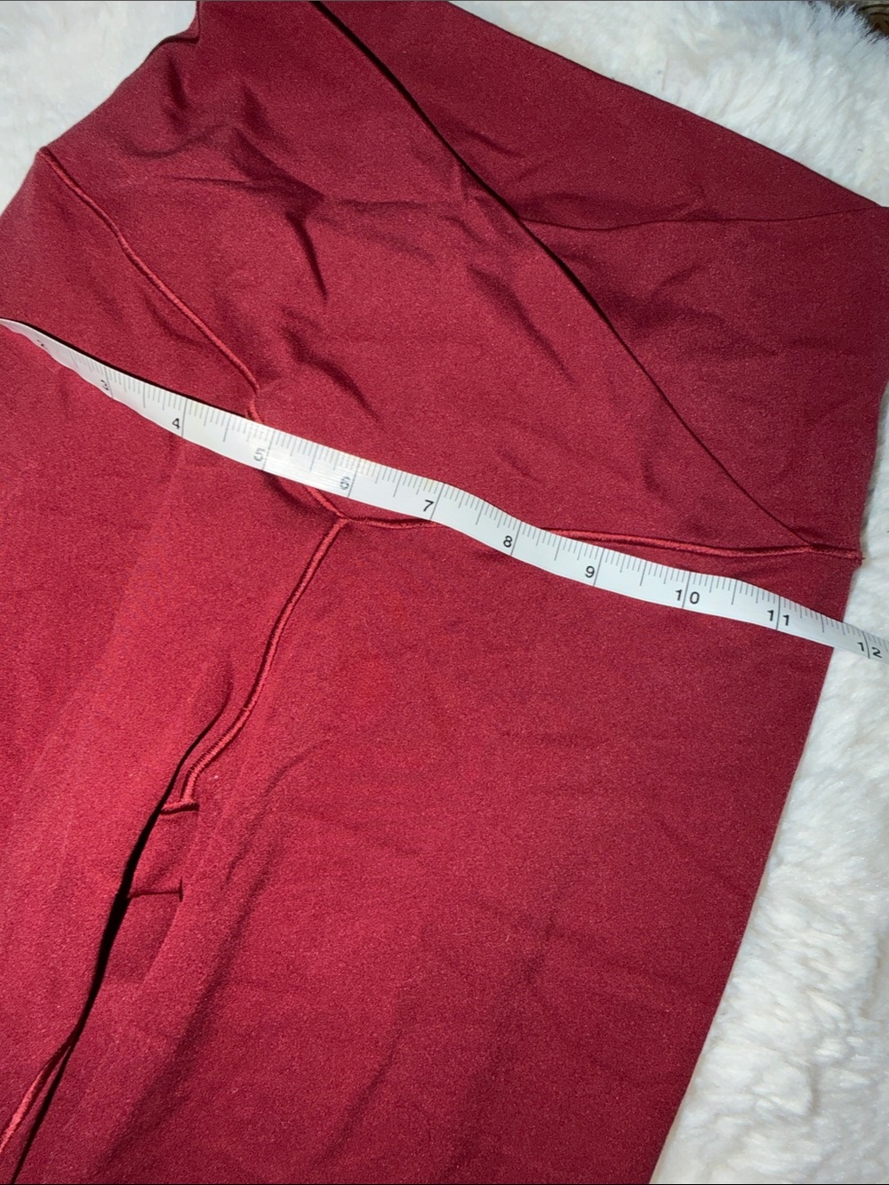 Arie offline Wine Red Flared Leggings - Picture 3 of 5